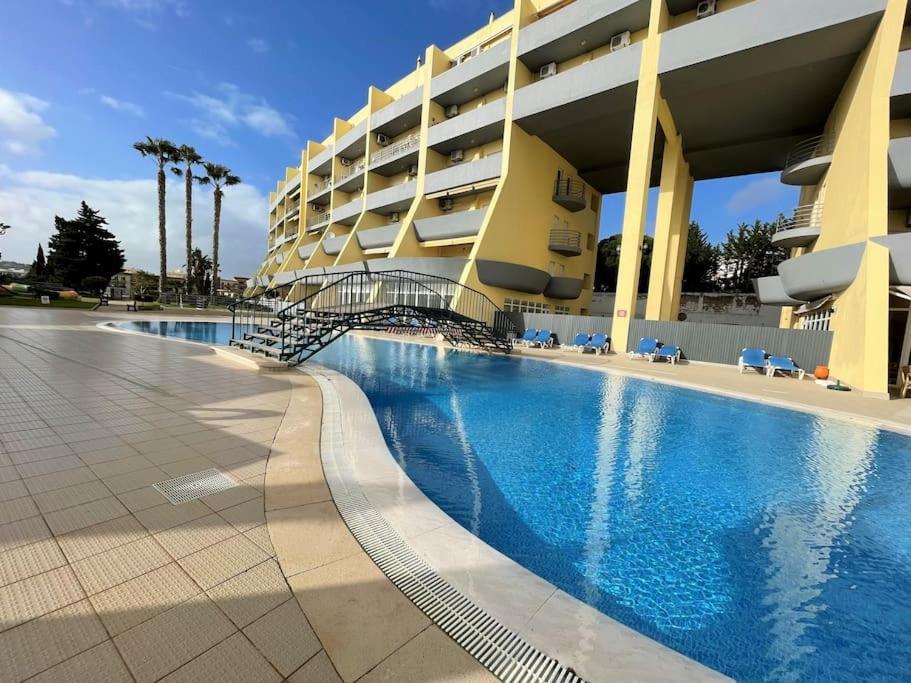 Lagos-piscine Et Mer- Do Mar *